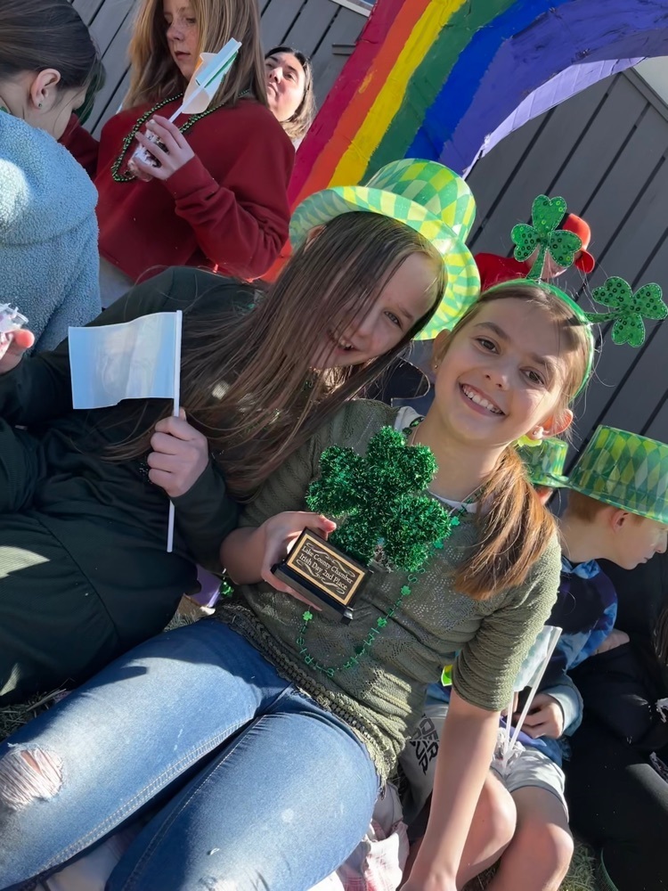 Students bask in 2nd place glory!